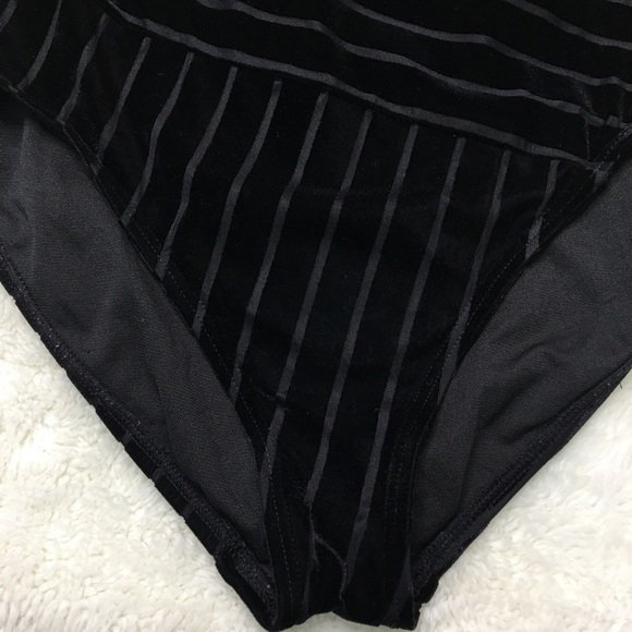 Kenneth Cole Black Sultry Velvet One Shoulder Swimsuit Medium One-piece Bathing - Picture 9 of 15
